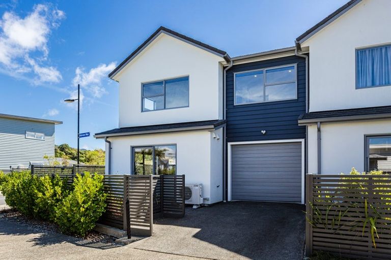 Photo of property in 9 Karearea Avenue, Kenepuru, Porirua, 5022