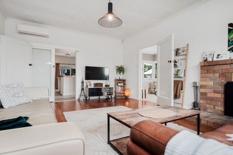 Photo of property in 94 Fourth Avenue, Woodhill, Whangarei, 0110