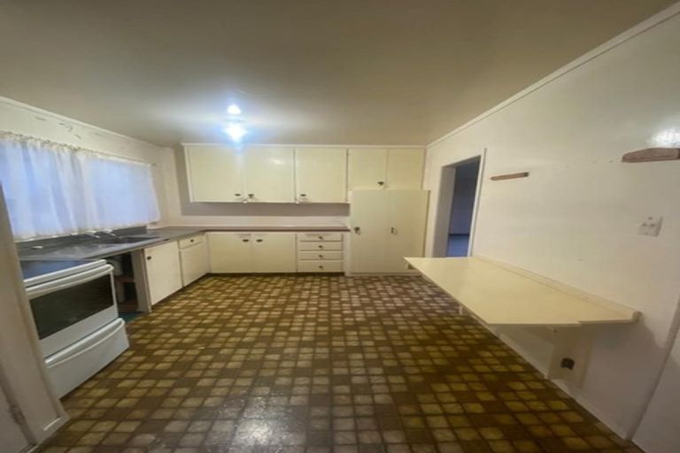 Photo of property in 72 Thompson Terrace, Manurewa, Auckland, 2102