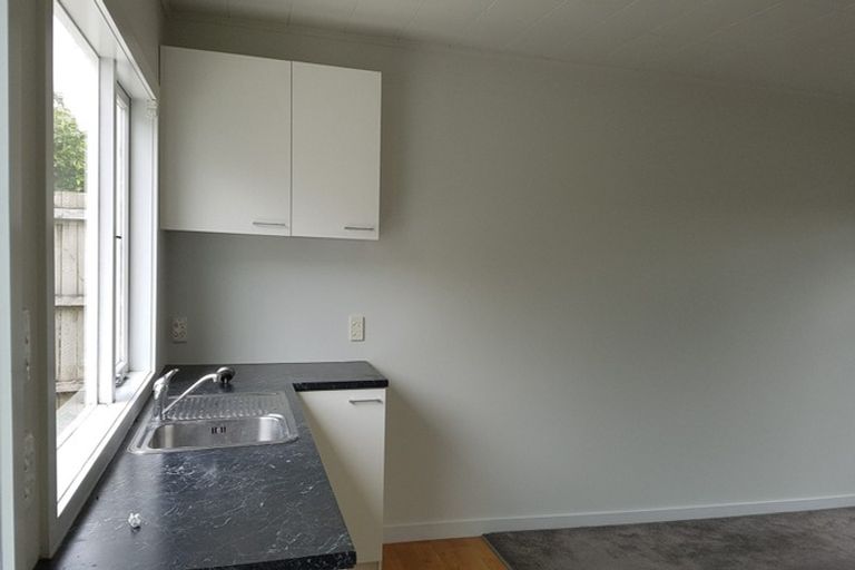 Photo of property in 2 Chester Avenue, Greenhithe, Auckland, 0632