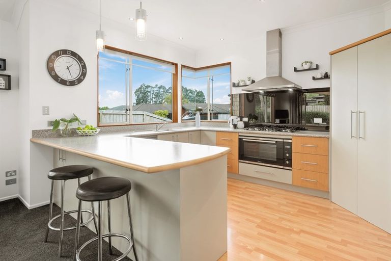 Photo of property in 23 Caulfield Place, Pukehangi, Rotorua, 3015