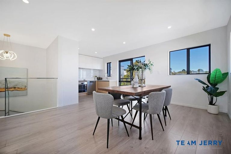 Photo of property in 14a Wahine Street, Papakura, 2110