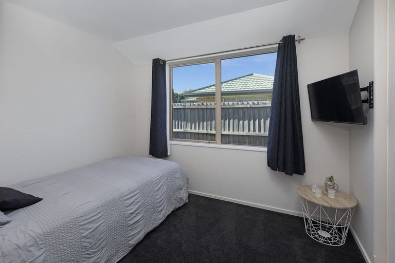 Photo of property in 21 Havana Gardens, Shirley, Christchurch, 8052