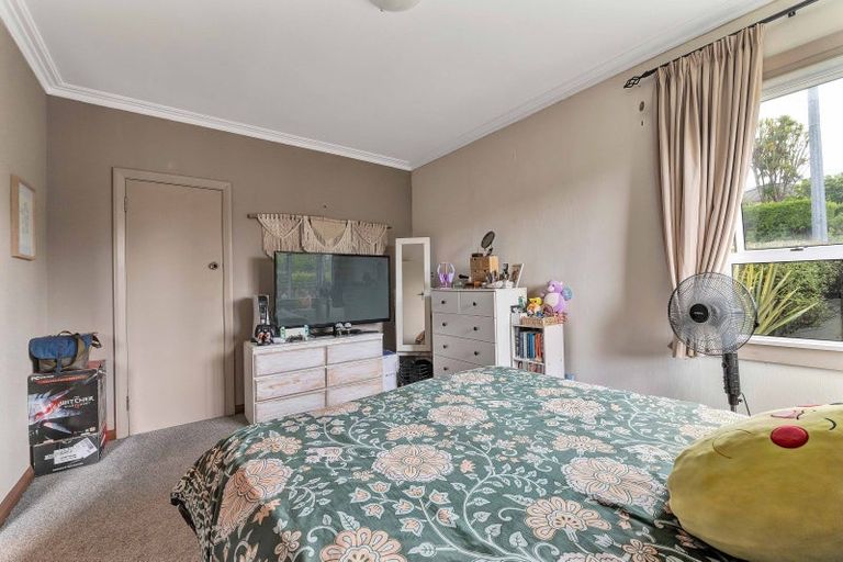 Photo of property in 79 Mangorei Road, Strandon, New Plymouth, 4312