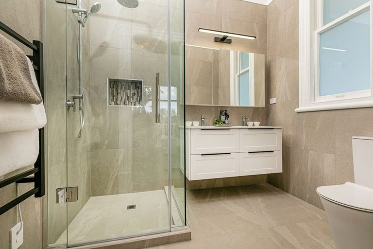 Photo of property in 4 Burgess Road, Devonport, Auckland, 0624