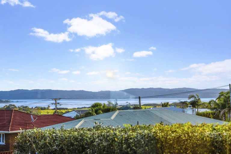 Photo of property in 19 Pikitea Road, Mangere Bridge, Auckland, 2022