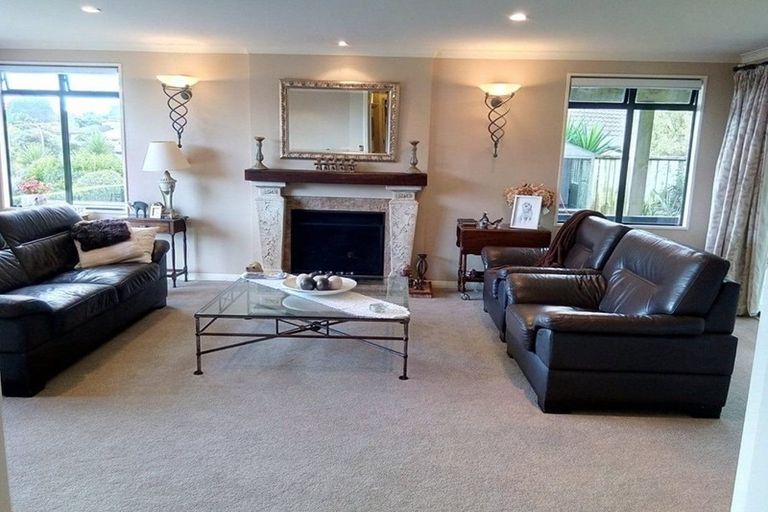 Photo of property in 39 Regency Park Drive, Gulf Harbour, Whangaparaoa, 0930