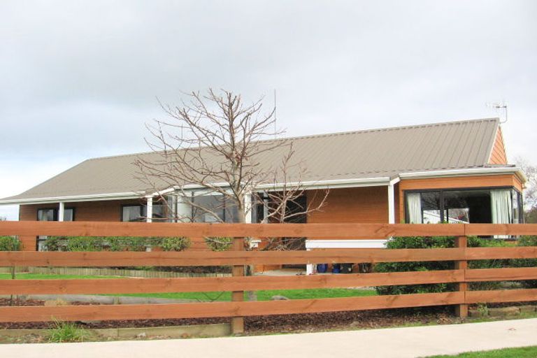 Photo of property in 94 Sherwill Street, Feilding, 4702