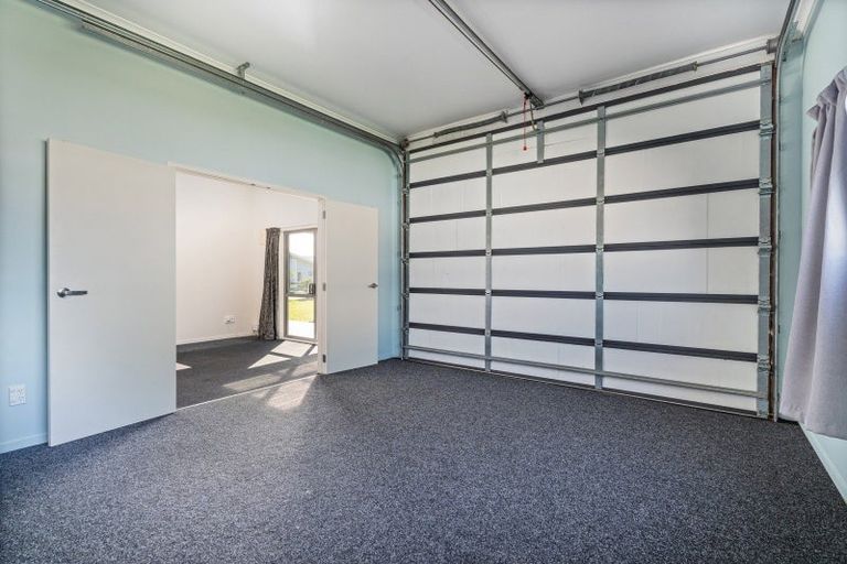 Photo of property in 14 Rena Place, Whitianga, 3510