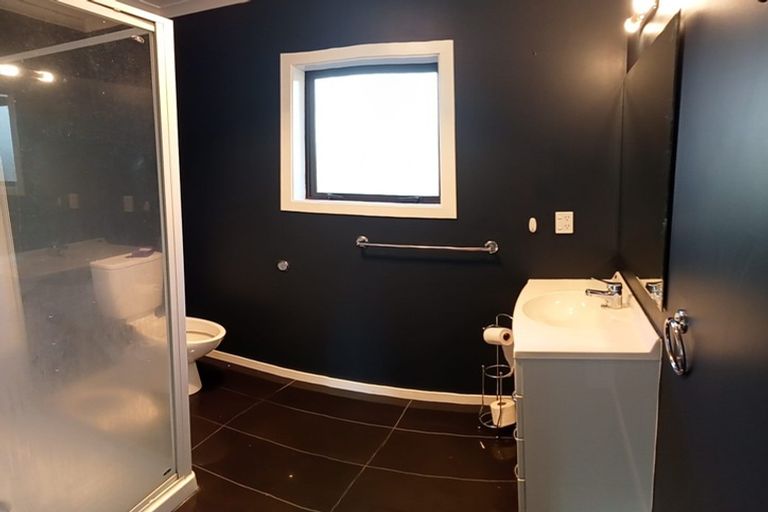 Photo of property in 13 Frankie Stevens Place, Riverstone Terraces, Upper Hutt, 5018