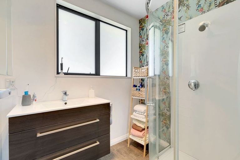 Photo of property in 14 Downes Street, Titahi Bay, Porirua, 5022