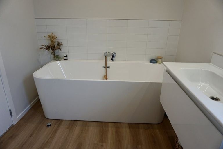 Photo of property in 6 La Mer Lane, Wallaceville, Upper Hutt, 5018