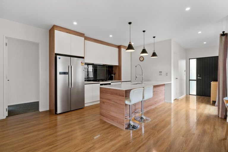 Photo of property in 11 Sapwood Crescent, Takanini, 2110