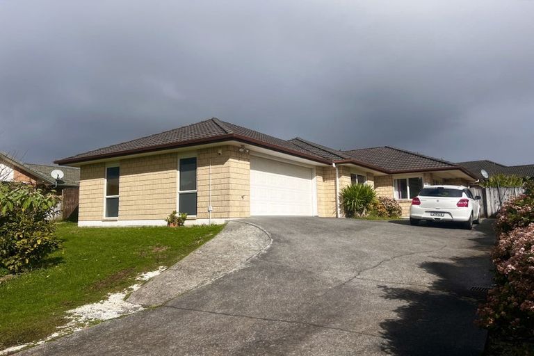 Photo of property in 42 Raphoe Road, Flat Bush, Auckland, 2019