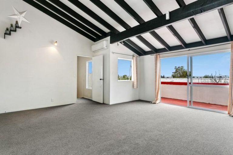 Photo of property in 2/11 Kaihua Road, Nukuhau, Taupo, 3330