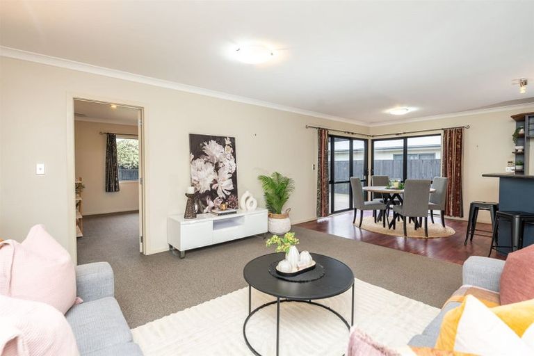 Photo of property in 3 Woodham Place, Rototuna North, Hamilton, 3210