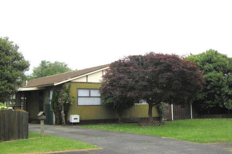 Photo of property in 9 Kirrama Place, Conifer Grove, Takanini, 2112