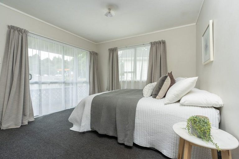 Photo of property in 74 Paramount Parade, Tikipunga, Whangarei, 0112