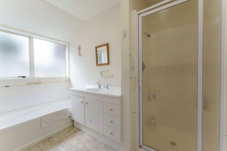 Photo of property in 17 Seascape Gardens, Bromley, Christchurch, 8062