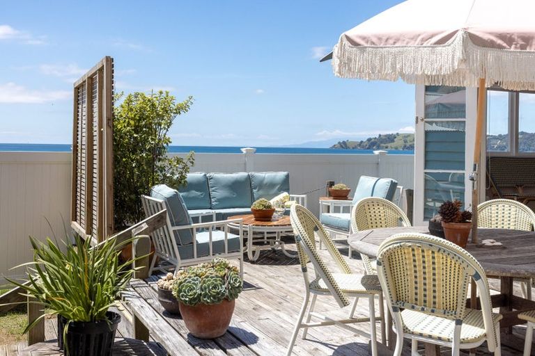 Photo of property in 35 The Strand, Onetangi, Waiheke Island, 1081