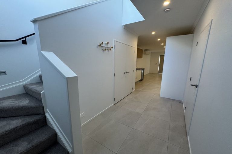 Photo of property in 20 Gilbert Hall Way, Swanson, Auckland, 0614