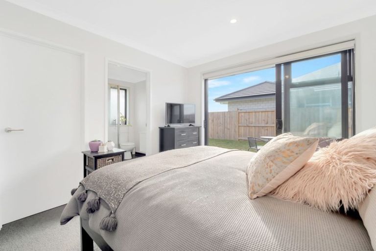 Photo of property in 19 Stevenson Drive, Papamoa, 3118