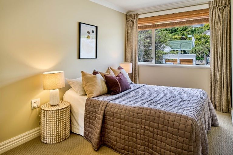 Photo of property in 5 Cheviot Road, Lowry Bay, Lower Hutt, 5013