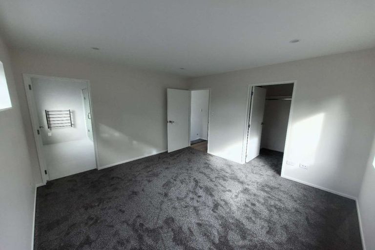 Photo of property in 29a West Harbour Drive, West Harbour, Auckland, 0618