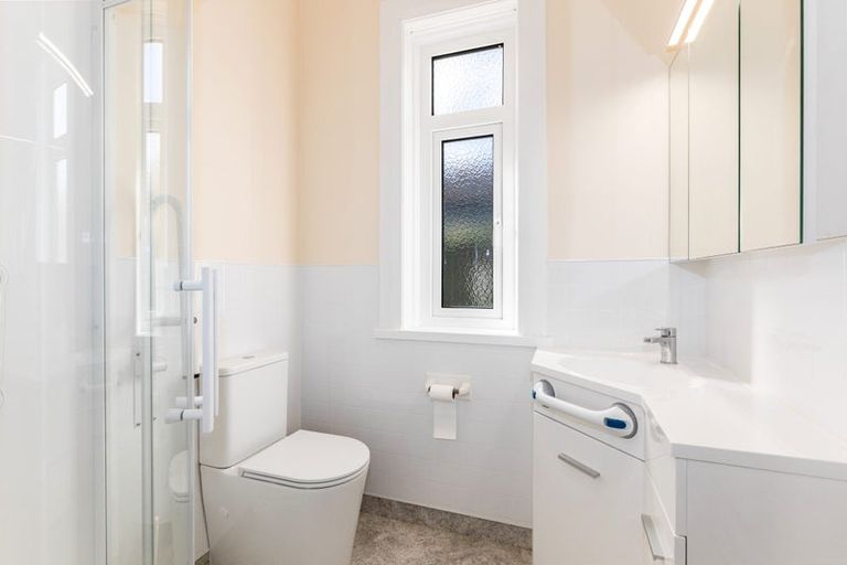 Photo of property in 50 Totara Crescent, Woburn, Lower Hutt, 5010
