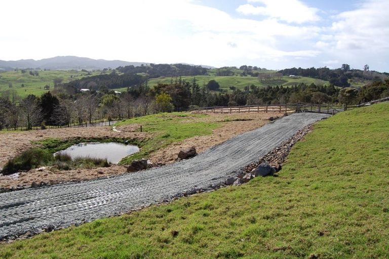 Photo of property in 40 Tawa Avenue, Kaiwaka, 0573