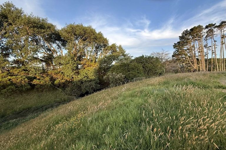 Photo of property in 133a3b The Strand, Wainuiomata, Lower Hutt, 5014