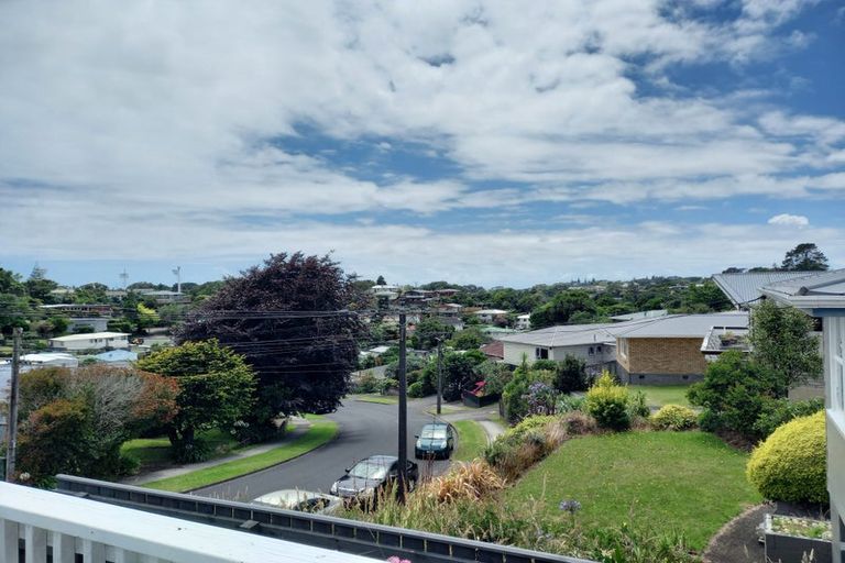 Photo of property in 15 Penrith Street, Westown, New Plymouth, 4310