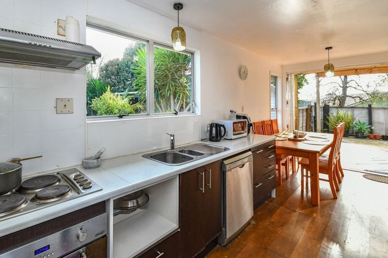 Photo of property in 35 Boundary Road, Opaheke, Papakura, 2113