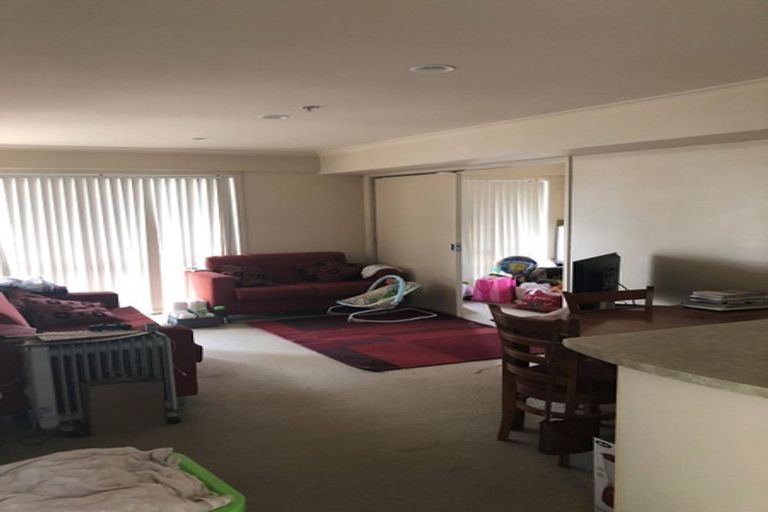 Photo of property in The Rennaissance, 2k/18 Ronwood Avenue, Manukau, Auckland, 2104