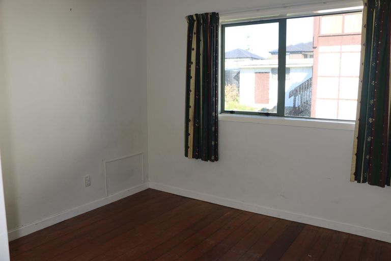 Photo of property in 9 Greers Road, Weymouth, Auckland, 2103