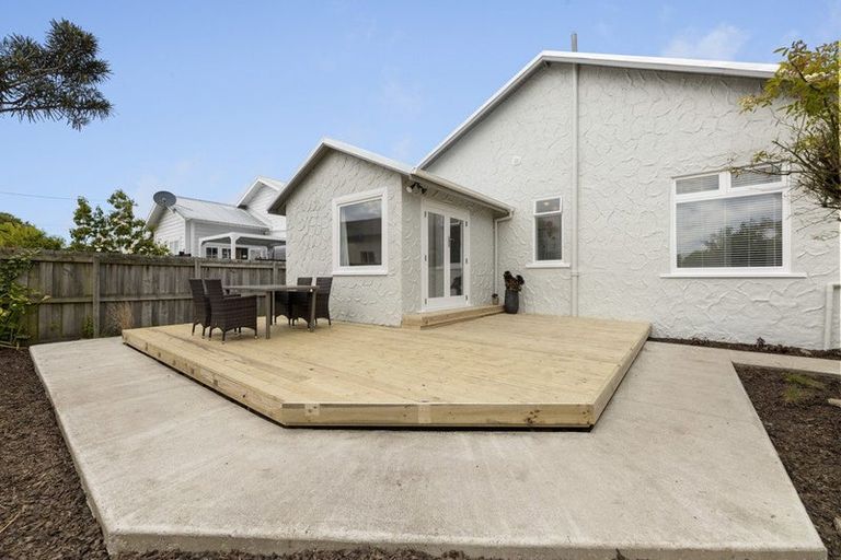 Photo of property in 19 West Avenue, Saint Clair, Dunedin, 9012