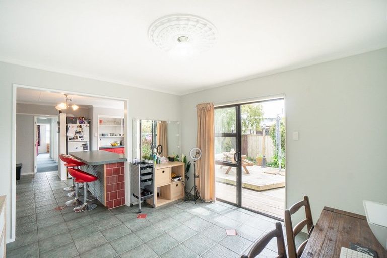 Photo of property in 7 Apollo Parade, Milson, Palmerston North, 4414
