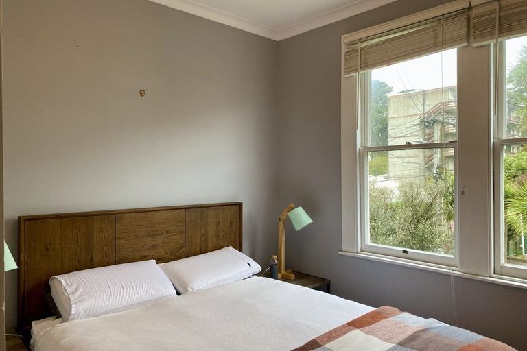 Photo of property in 26 Edinburgh Terrace, Berhampore, Wellington, 6023