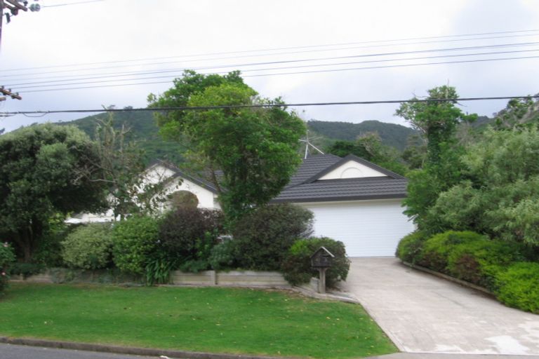 Photo of property in 41a Winara Avenue, Waikanae, 5036