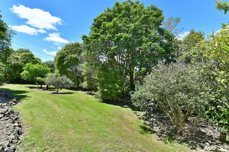 Photo of property in 1447 Old North Road, Helensville, 0875