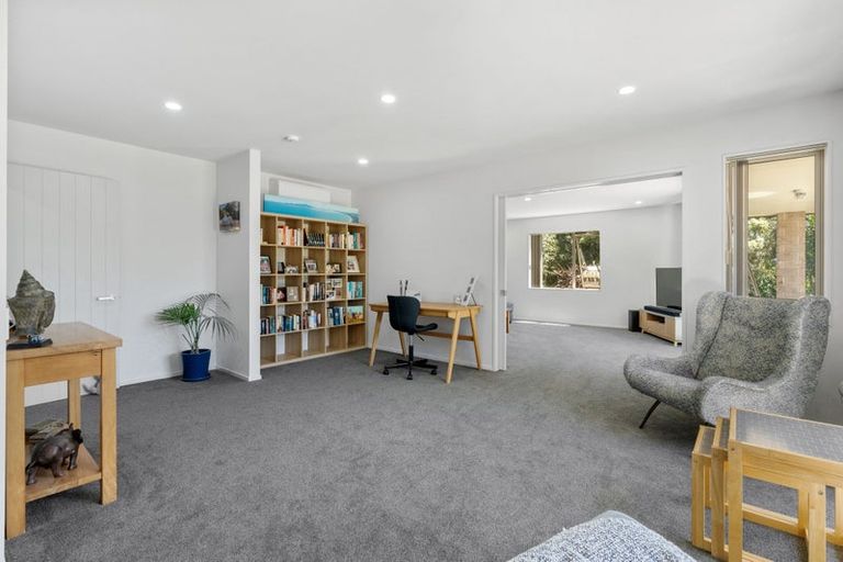 Photo of property in 38 Saint Laurent Way, Ohau, Levin, 5570