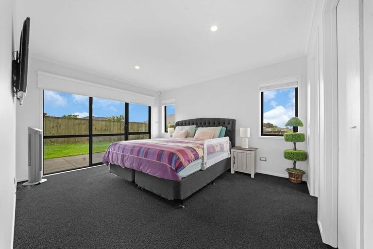 Photo of property in 11 Millbrae Place, Pokeno, 2402