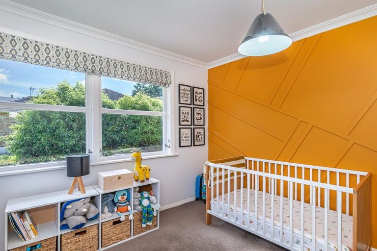 Photo of property in 17 Hobson Street, Levin, 5510