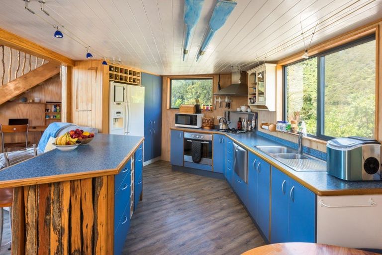 Photo of property in 7 Soucis Lane, Okiwi Bay, French Pass, 7193