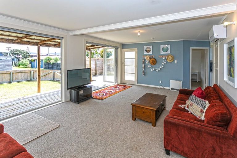 Photo of property in 215b Williamson Road, Whangamata, 3620