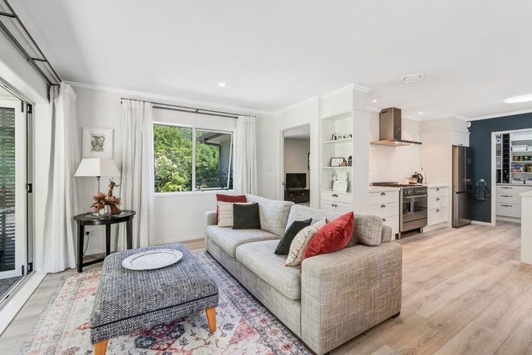 Photo of property in 20 Puhoi Close, Puhoi, Warkworth, 0994