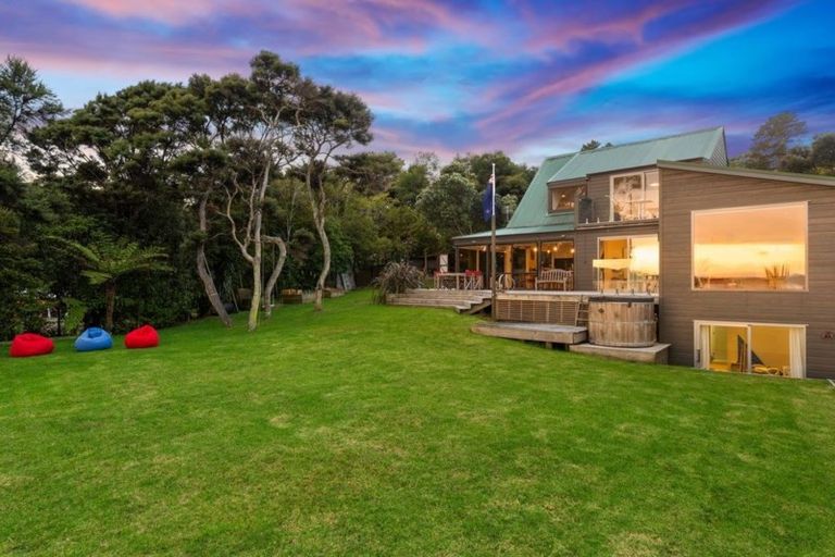 Photo of property in 167 Attwood Road, Paremoremo, Auckland, 0632