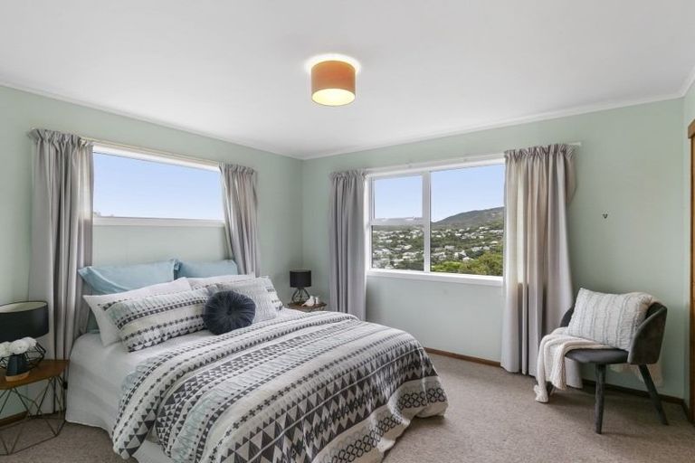 Photo of property in 30 Gaya Grove, Ngaio, Wellington, 6035
