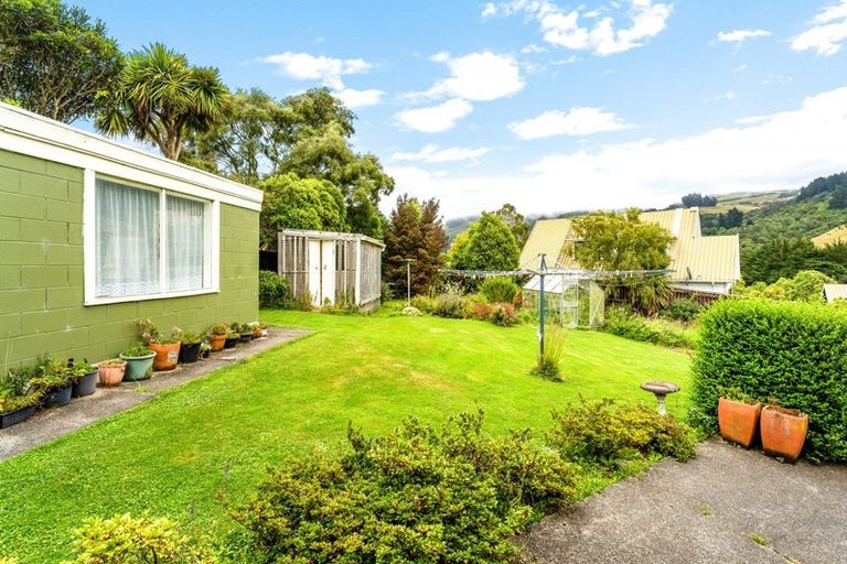 Photo of property in 6 District Road, Roseneath, Port Chalmers, 9023