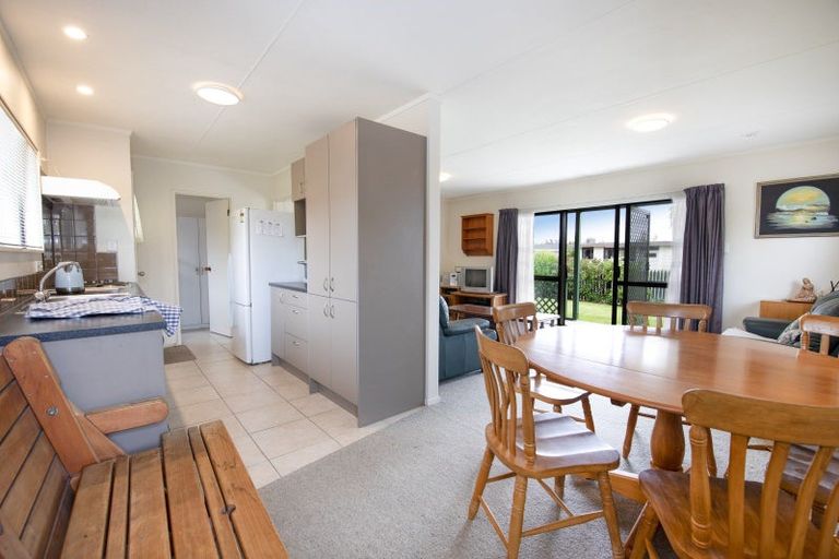 Photo of property in 2 Beveridge Place, Greenmeadows, Napier, 4112